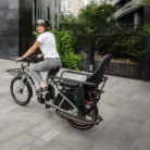 LT2-B_LIFESTYLE_8_DOUZE-CYCLES-kaki-min-2048x1371