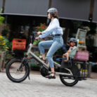 velo-cargo-electrique-moustache-lundi-20-cargo-5 (6)