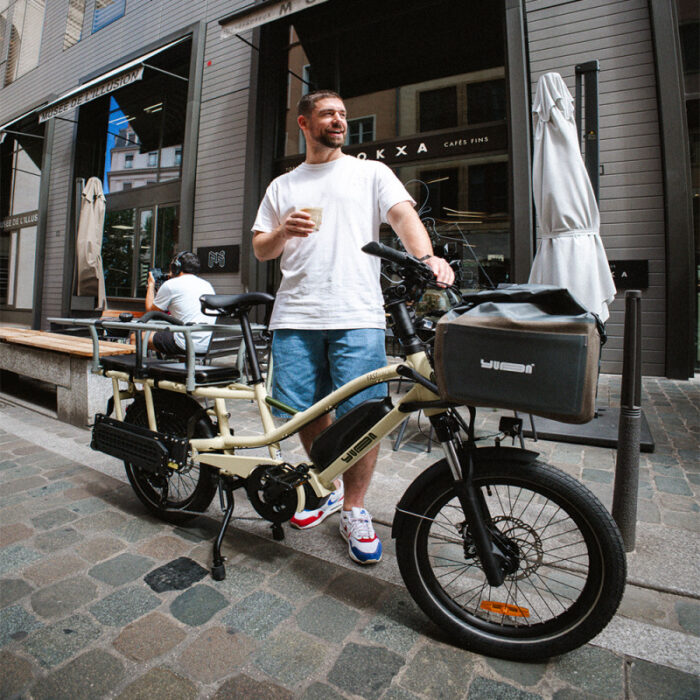 velo-cargo-electrique-yuba-fastrack-rentree-cyclable (4)